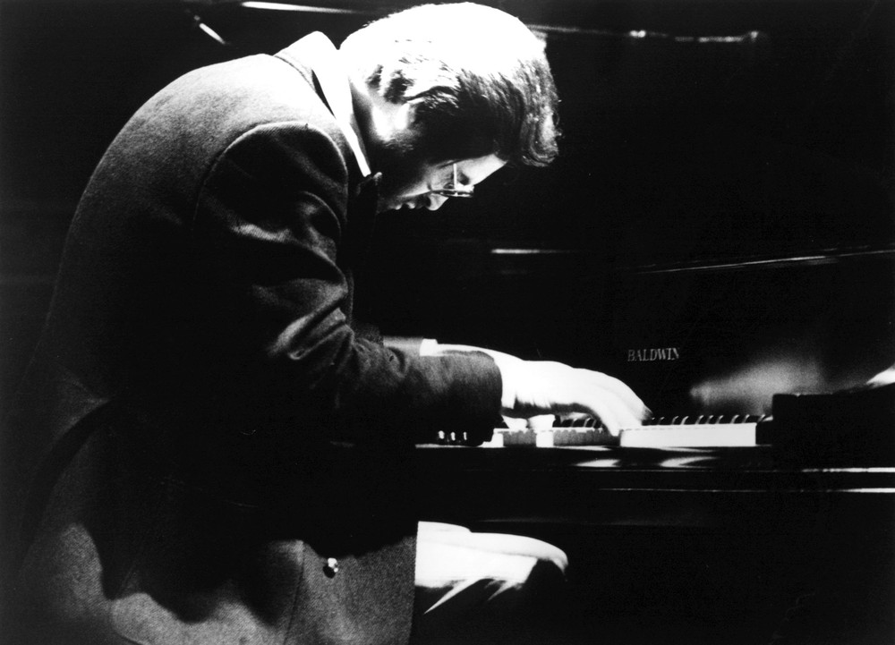 https://shoutcastwidgets.com/Accounts/jazzlondonradio/Images/jazzlondonradio.JPG